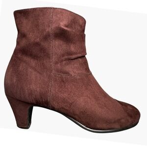 Chocolate Brown Faux Suede Ruched Kitten Heel Ankle Boot 7.5 Aerosoles‎ Comfort